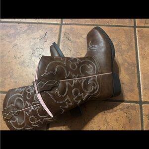 Wonder Nation Brown Embroidered Heeled Boots